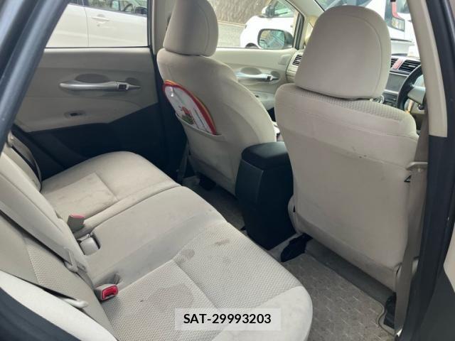 Toyota AURIS 2010-02 8795328-11
