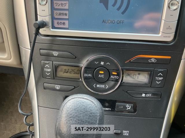 Toyota AURIS 2010-02 8795328-19