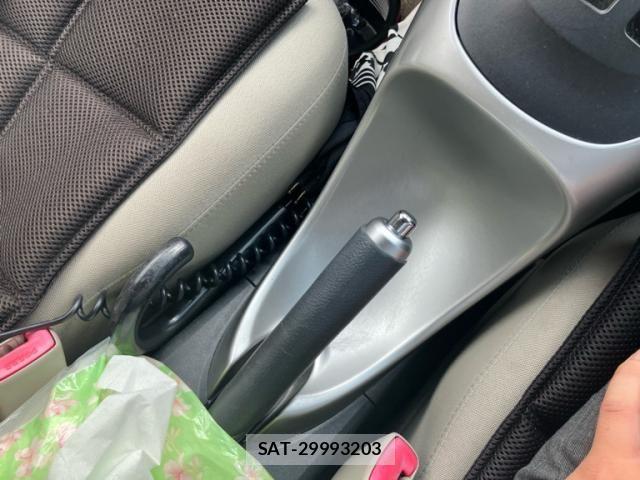 Toyota AURIS 2010-02 8795328-21