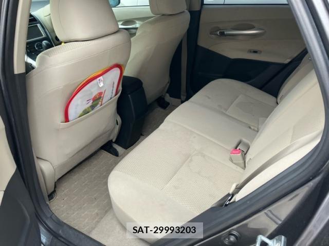 Toyota AURIS 2010-02 8795328-7