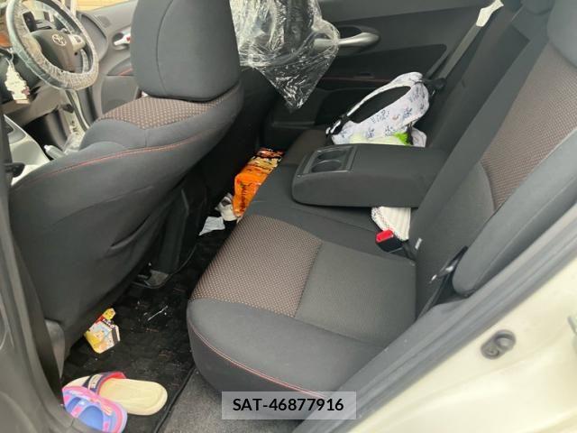 Toyota AURIS 2010-06 8795326-14