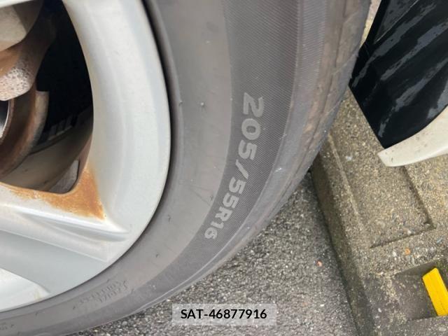 Toyota AURIS 2010-06 8795326-7