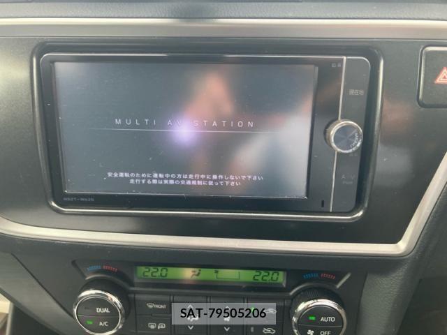 Toyota AURIS 2013-01 8827942-19