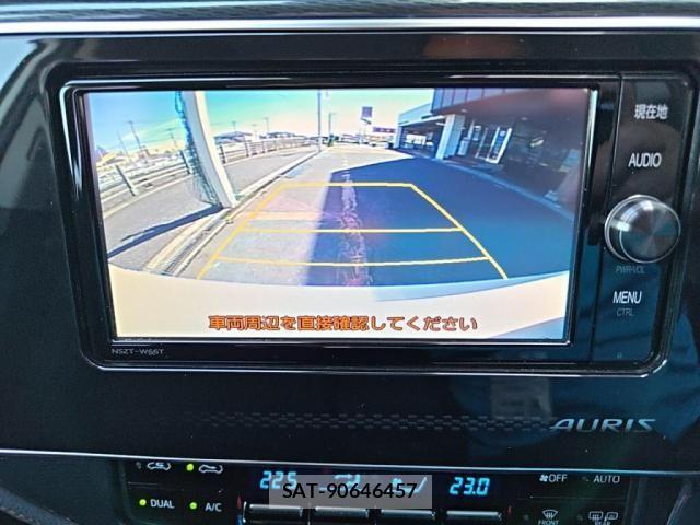 Toyota AURIS 2016-09 8848304-21