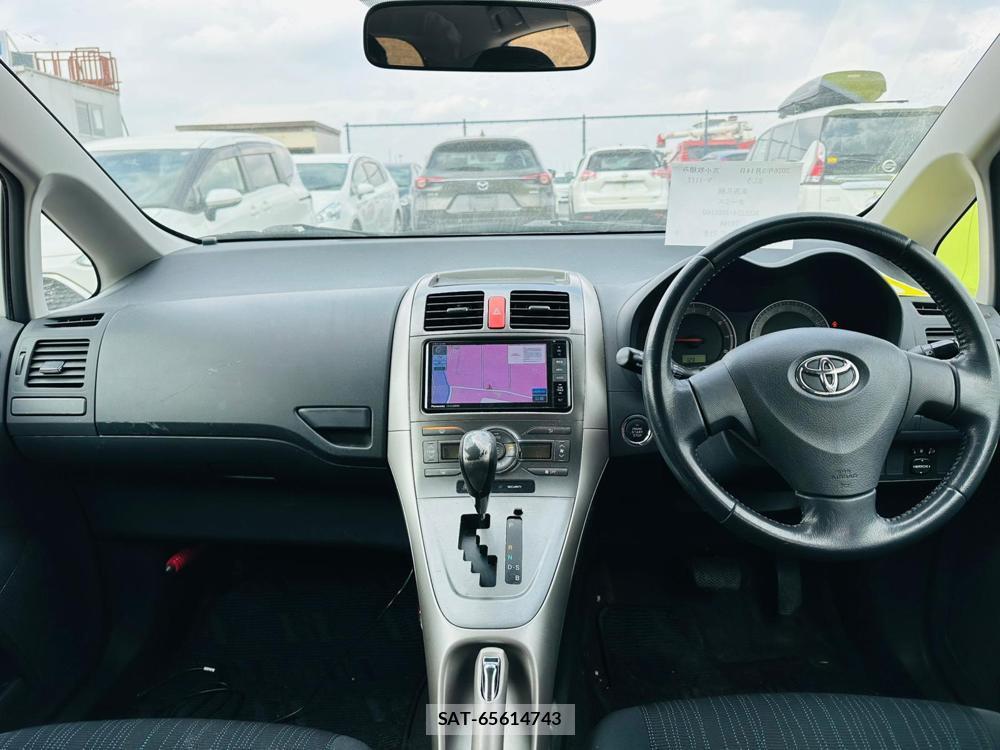 Toyota AURIS 2007 4380707-12