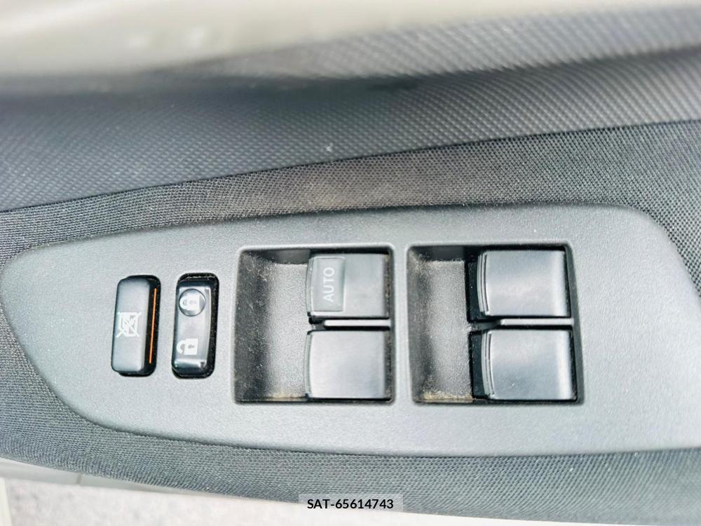 Toyota AURIS 2007 4380707-21