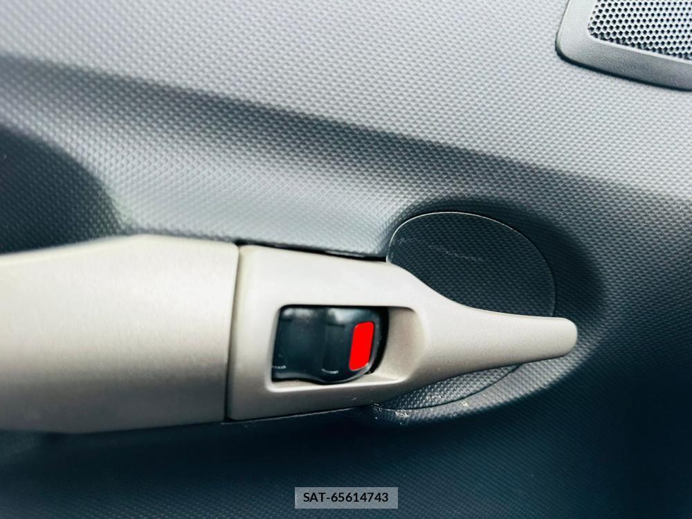 Toyota AURIS 2007 4380707-22