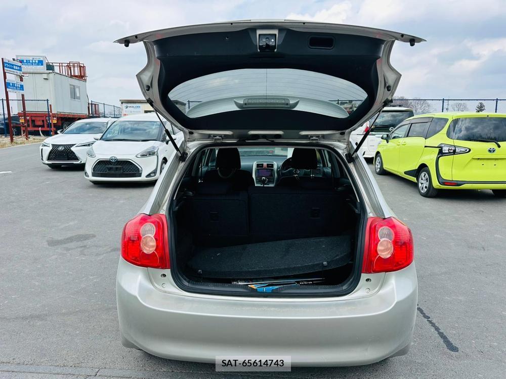Toyota AURIS 2007 4380707-26