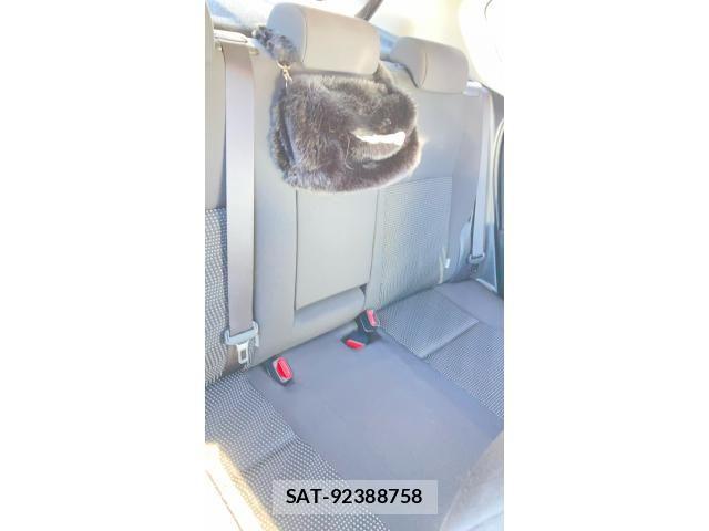Toyota AURIS 2016-11 6902394-16
