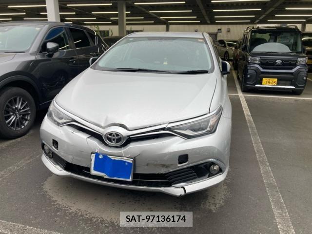Toyota AURIS 2016-10 7020061-0