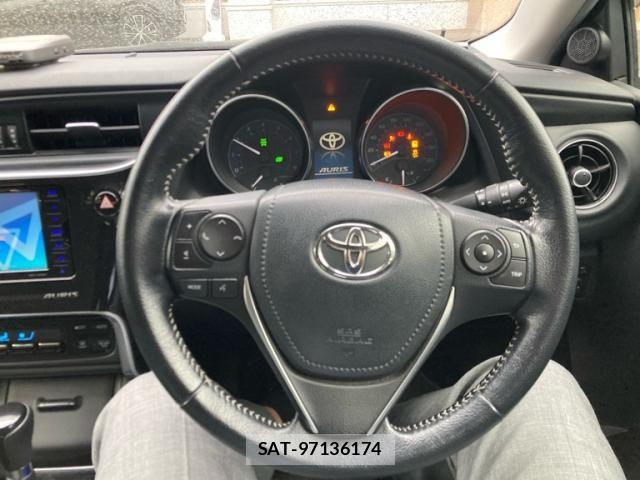 Toyota AURIS 2016-10 7020061-20