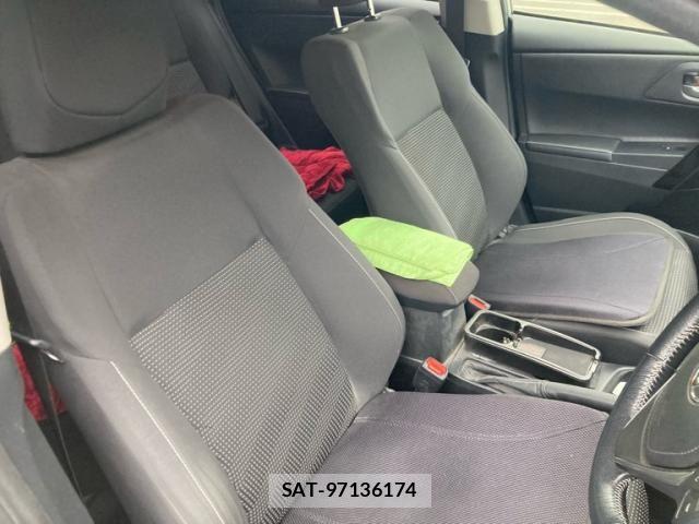 Toyota AURIS 2016-10 7020061-6