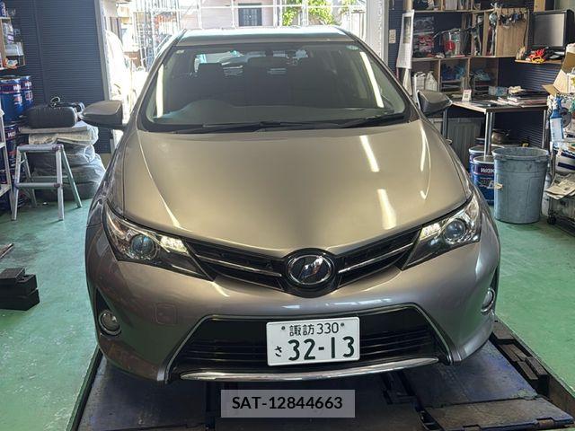 Toyota AURIS 2013-05 7249864-6