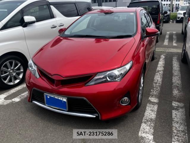 Toyota AURIS 2014-03 7356942-0