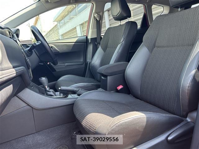 Toyota AURIS 2015-08 7453060-19