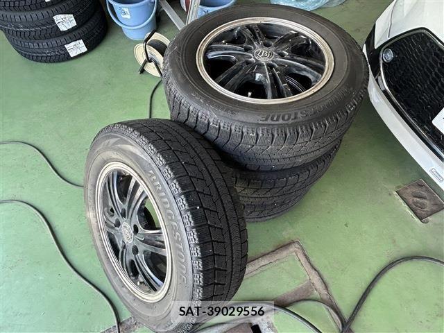 Toyota AURIS 2015-08 7453060-29