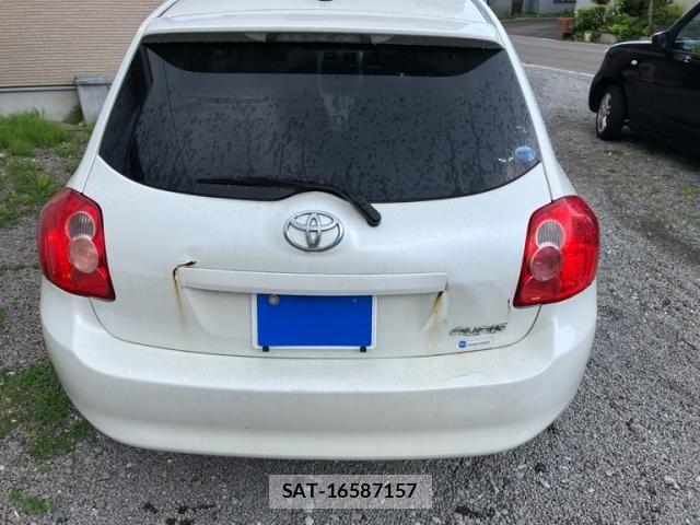 Toyota AURIS 2007-07 7453061-1