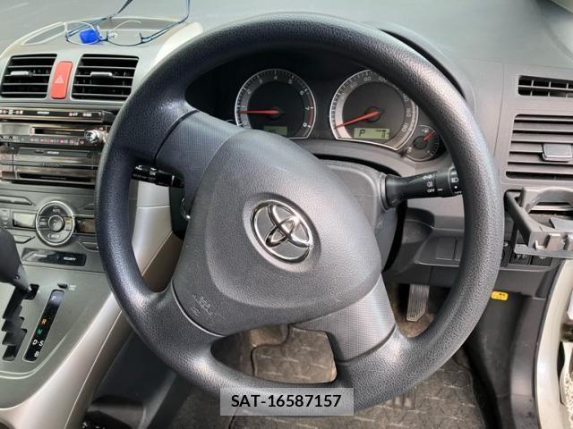 Toyota AURIS 2007-07 7453061-21