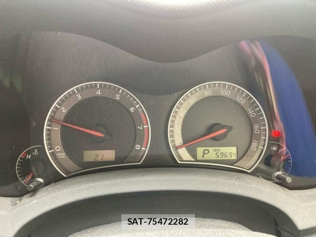 Toyota AURIS 2011-08 7561853-19