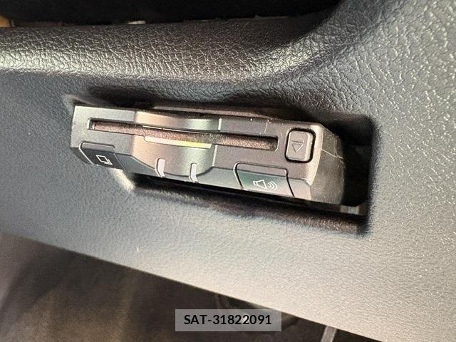 Toyota AURIS 2015-12 7721134-9