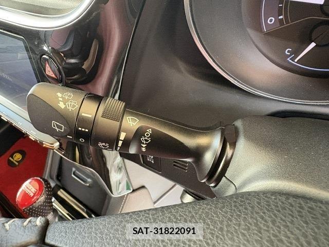 Toyota AURIS 2015-12 7721134-15