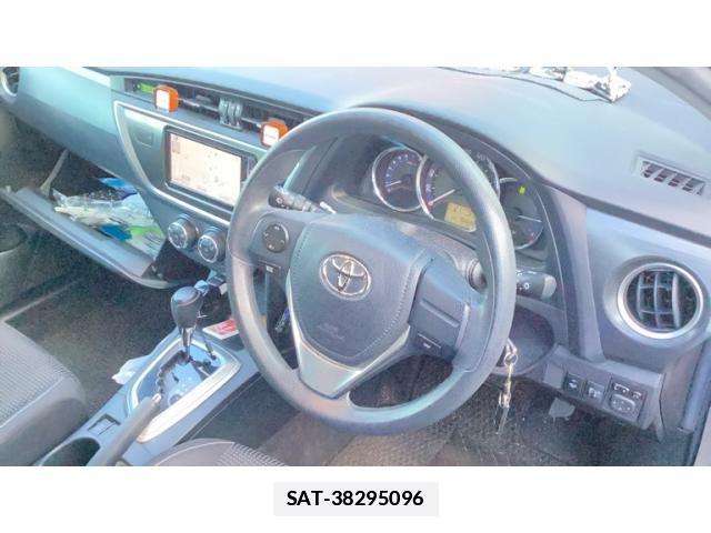 Toyota AURIS 2012-09 7721133-9