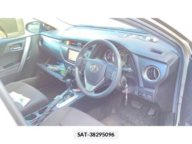 Toyota AURIS 2012-09 7721133-11