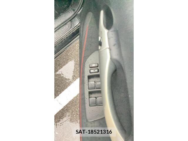 Toyota AURIS 2010-06 7960605-11
