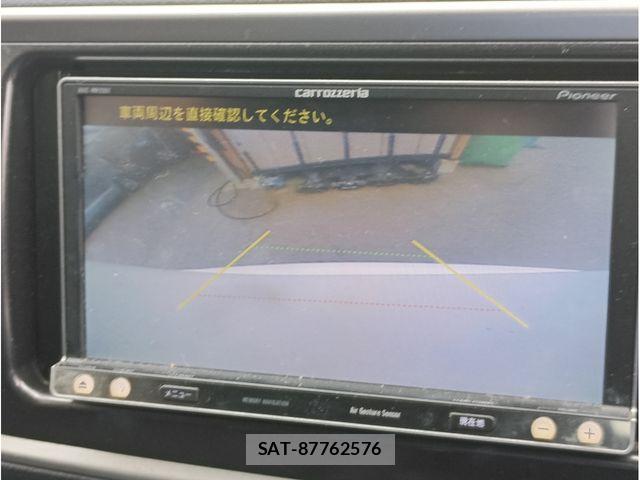 Toyota AURIS 2013-08 8313221-5