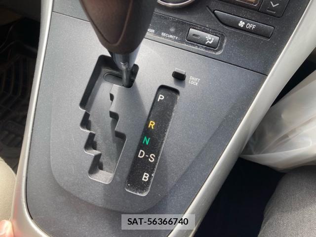 Toyota AURIS 2010-02 8523679-18