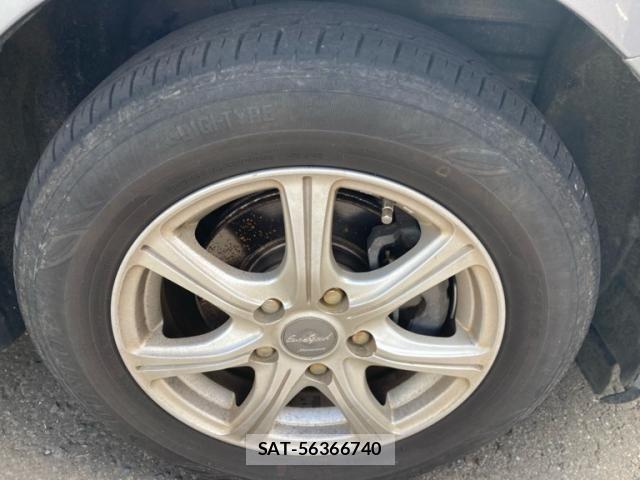 Toyota AURIS 2010-02 8523679-5