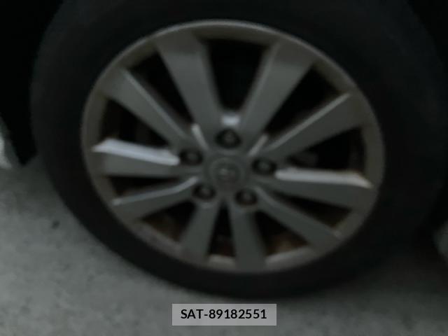 Toyota AURIS 2009-08 8523678-10