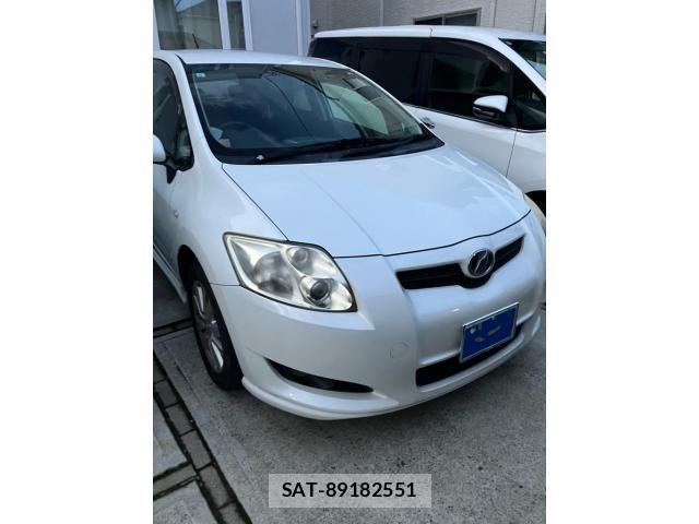 Toyota AURIS 2009-08 8523678-2