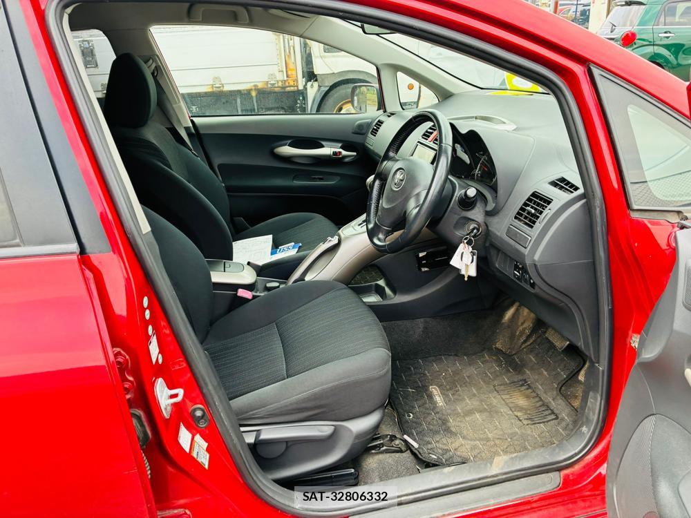 Toyota AURIS 2008-07 8665579-11