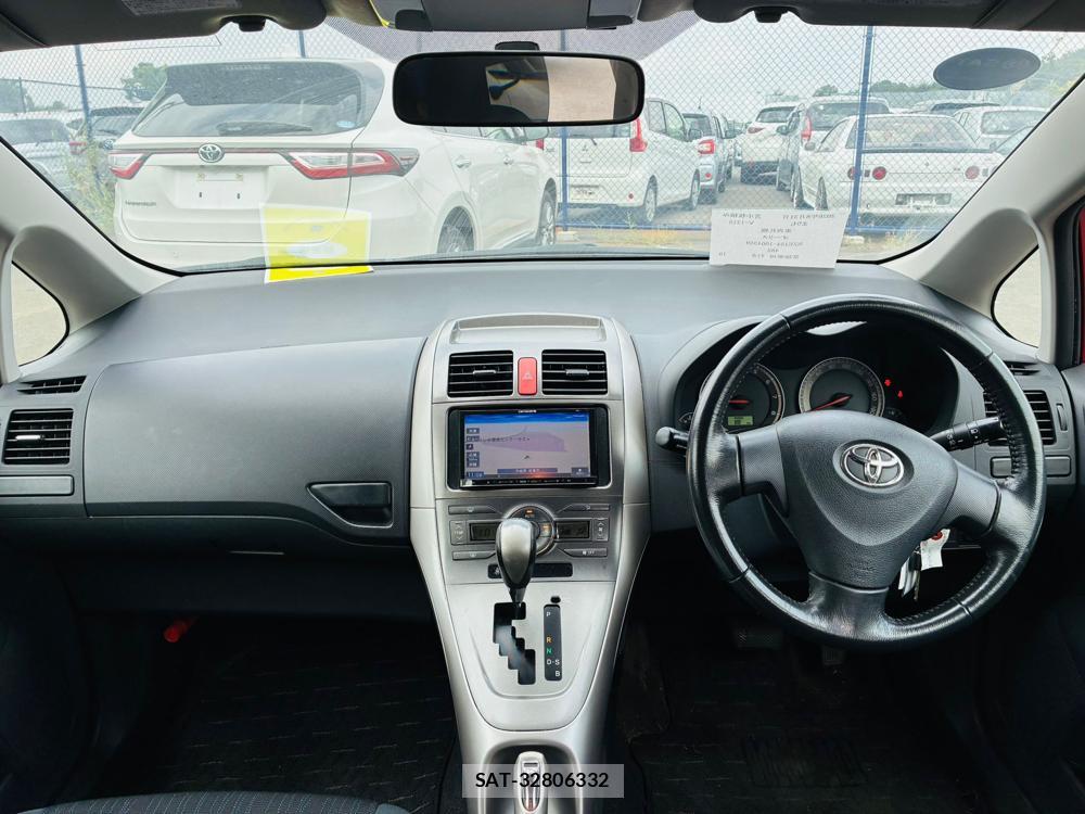 Toyota AURIS 2008-07 8665579-12
