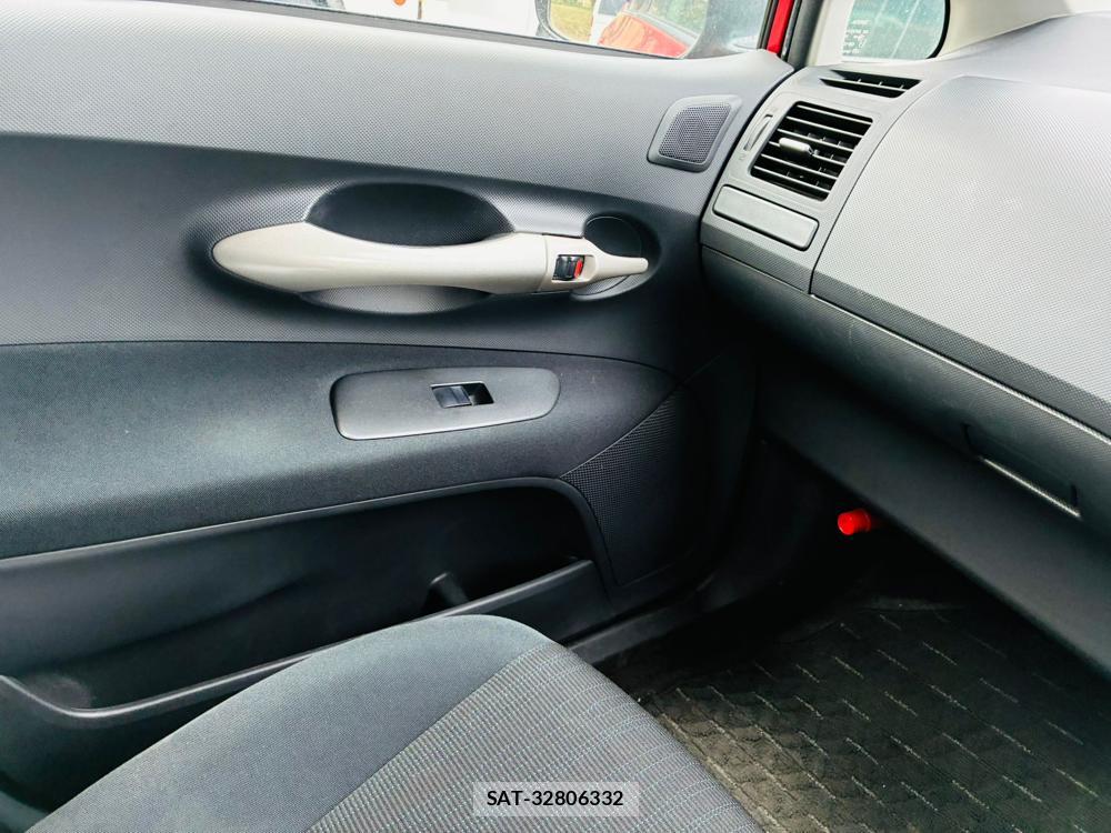 Toyota AURIS 2008-07 8665579-23
