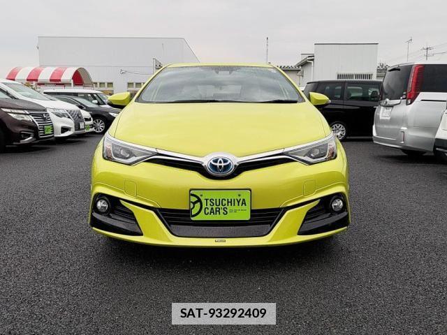 Toyota AURIS 2016-05 1488802-8