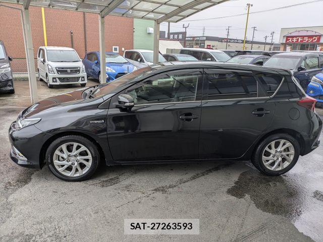 Toyota AURIS 2017-03 7057542-18