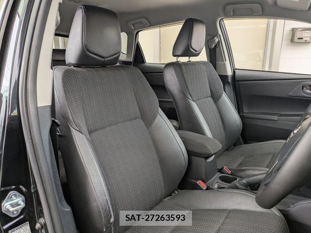 Toyota AURIS 2017-03 7057542-24