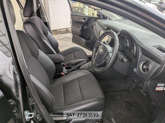 Toyota AURIS 2017-03 7057542-29