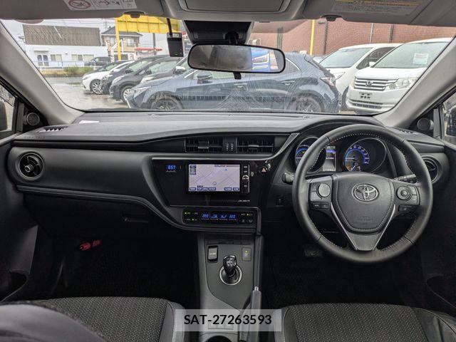 Toyota AURIS 2017-03 7057542-6