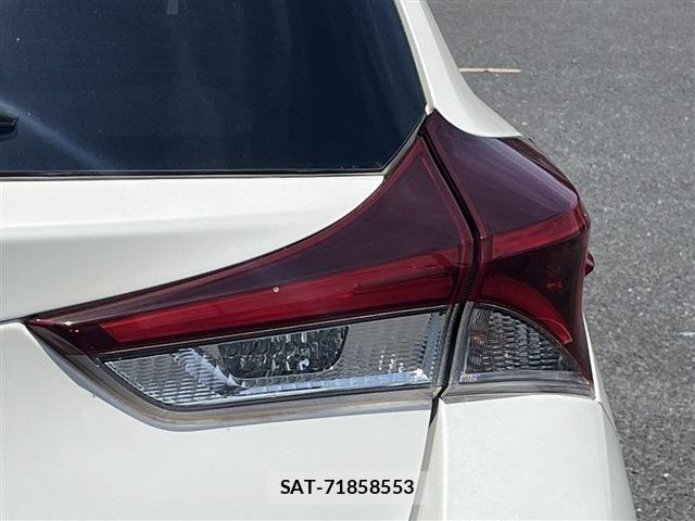 Toyota AURIS 2016-09 7508162-12