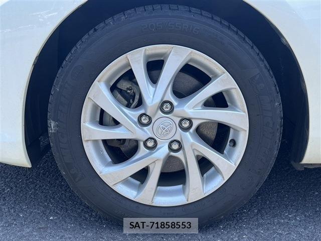 Toyota AURIS 2016-09 7508162-13