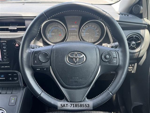 Toyota AURIS 2016-09 7508162-18