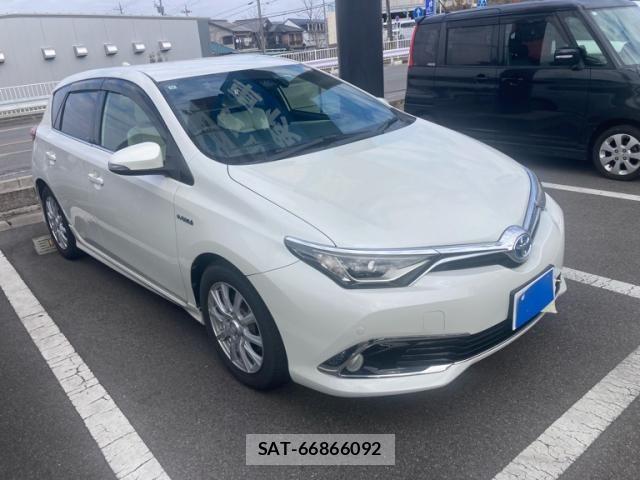 Toyota AURIS 2017-10 8098105-0
