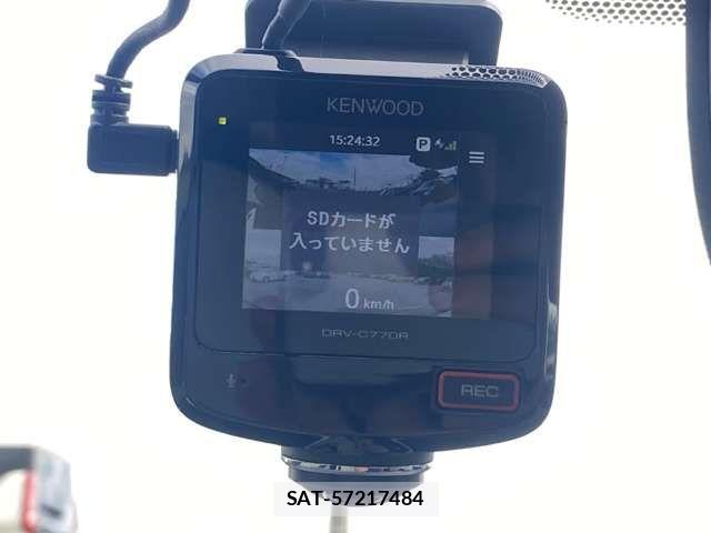 Toyota AURIS 2016-12 8206489-11