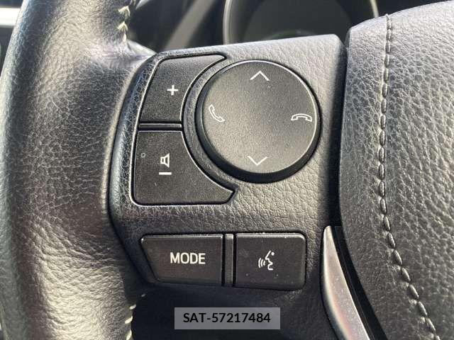 Toyota AURIS 2016-12 8206489-12