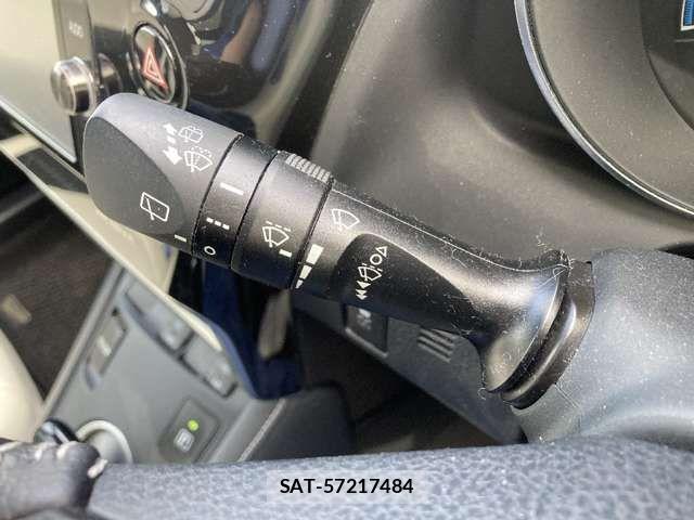 Toyota AURIS 2016-12 8206489-14