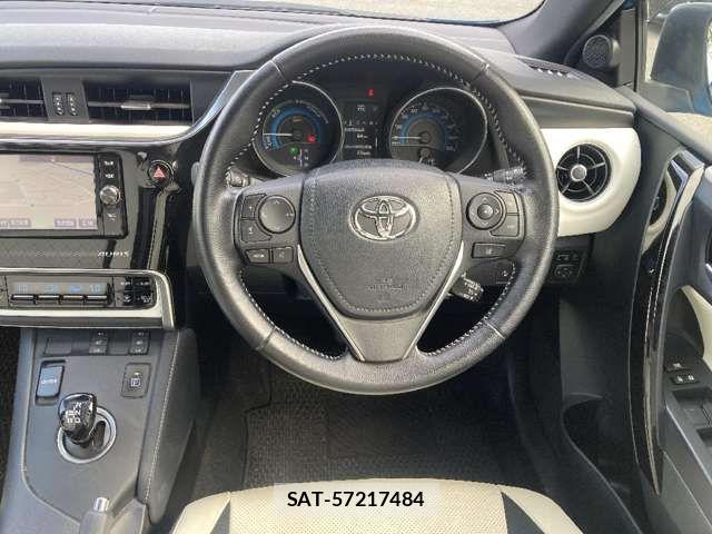 Toyota AURIS 2016-12 8206489-6