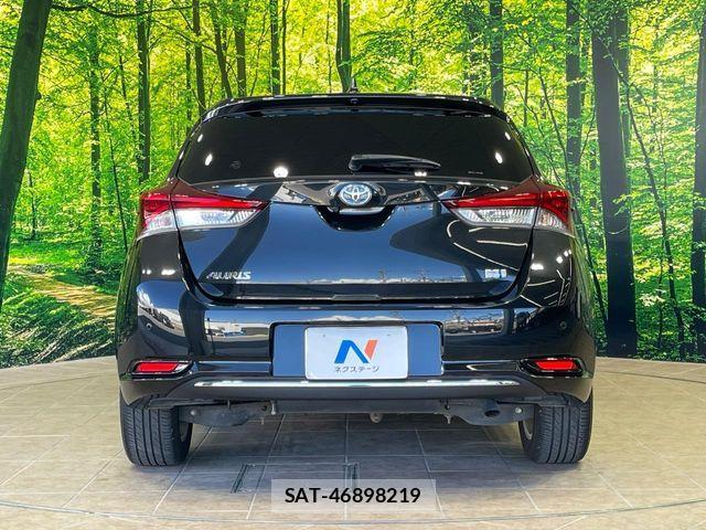 Toyota AURIS 2016-05 8334983-15